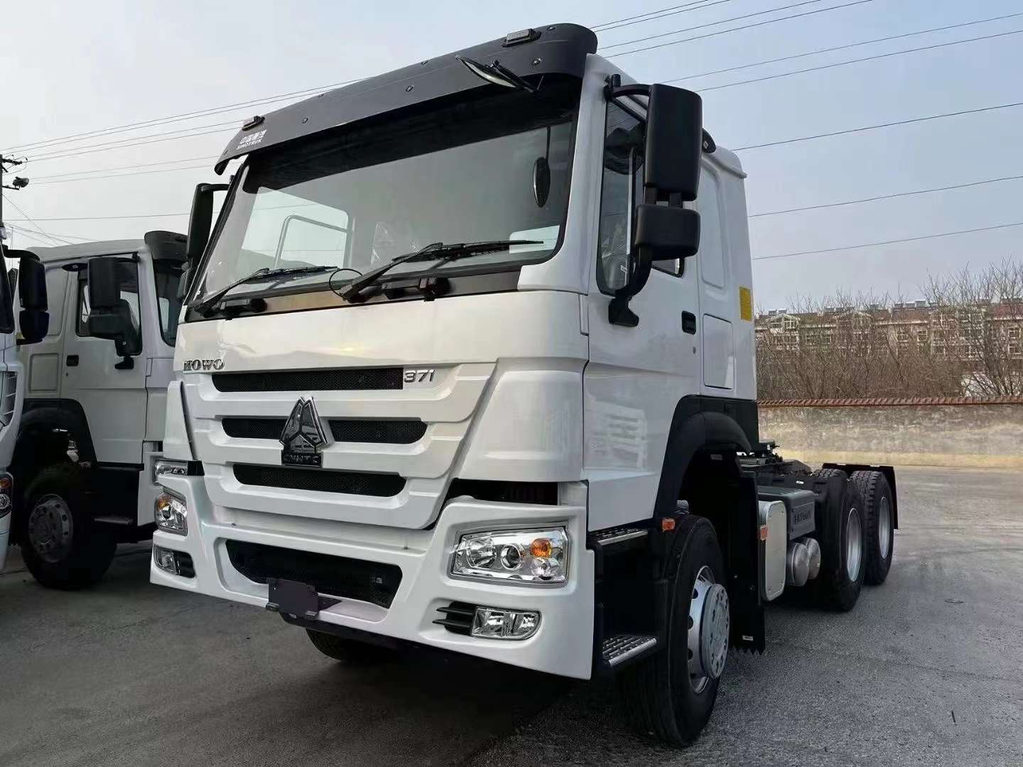 SINOTRUK HOWO 10 TEKERLEKLİ KAMYON TRAKTÖRÜ SEVKİYATA HAZIR