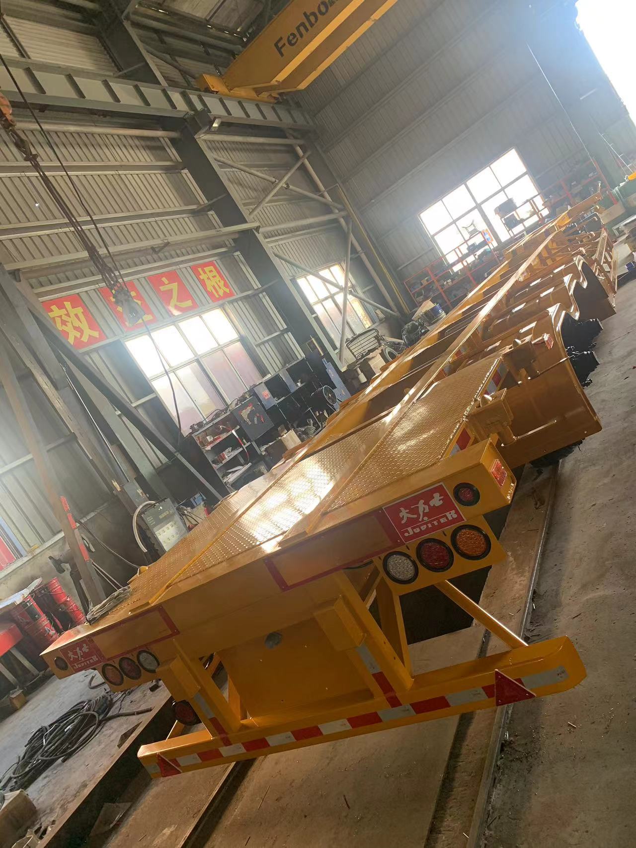 Gooseneck İskelet Yarı Römork'un yeni modeli çok yakında sevk edilecek